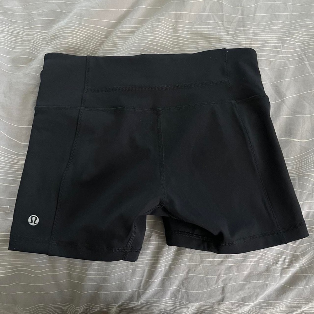 Lululemon black bike shorts